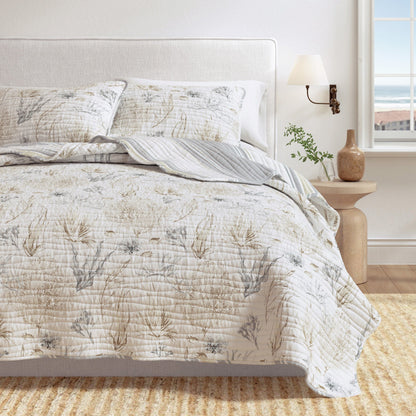 Coral Sea Coastal Quilt Set and Soft Microfiber