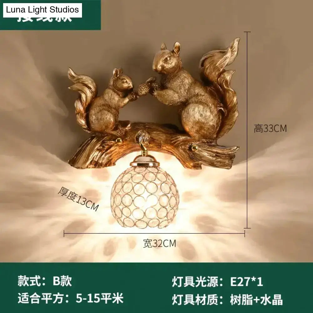 Nordic Vintage Resin Squirrel Wall Lamp Bedroom