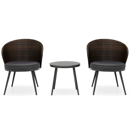 Juego de bistró de ratán para patio de 3 piezas con 2 cojines de asiento y mesa de centro de vidrio templado - Marrón