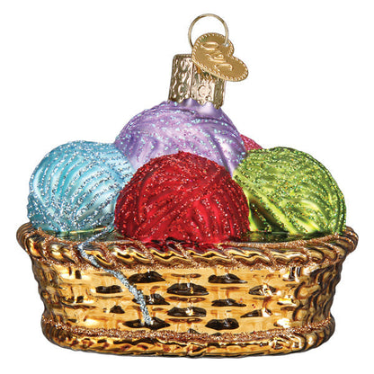 Adorno de cristal con forma de cesta de hilo