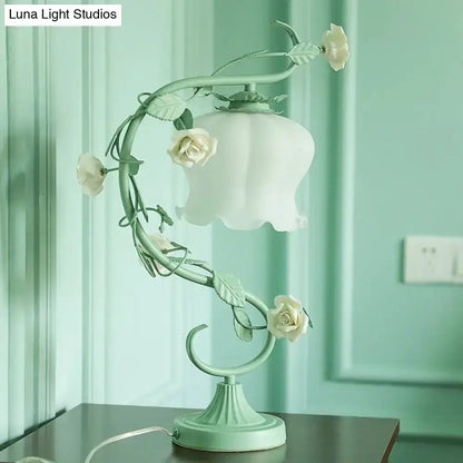 Pastoral Turquoise Rose Table Lamp USB Charger