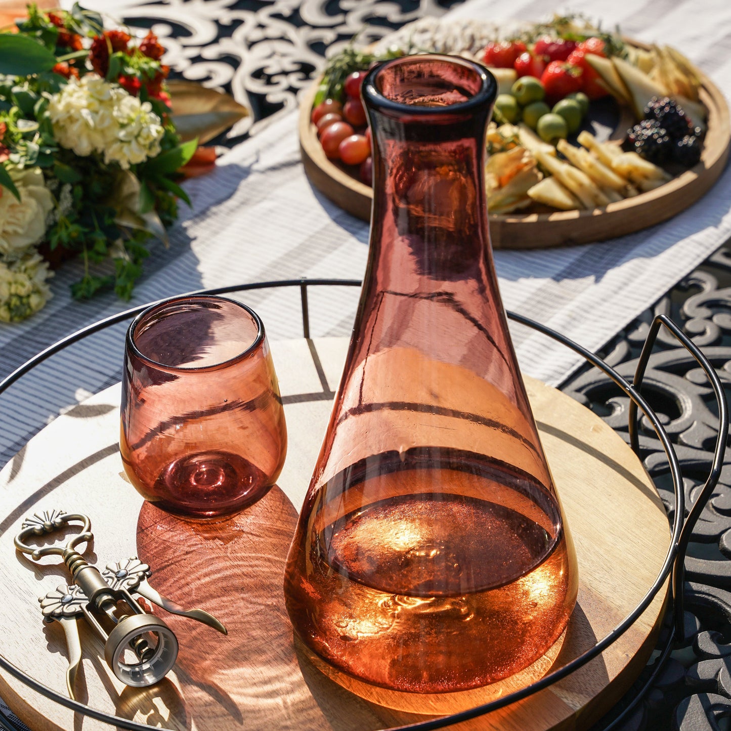Recycled Glass Rosado Wine Decanter For Tables