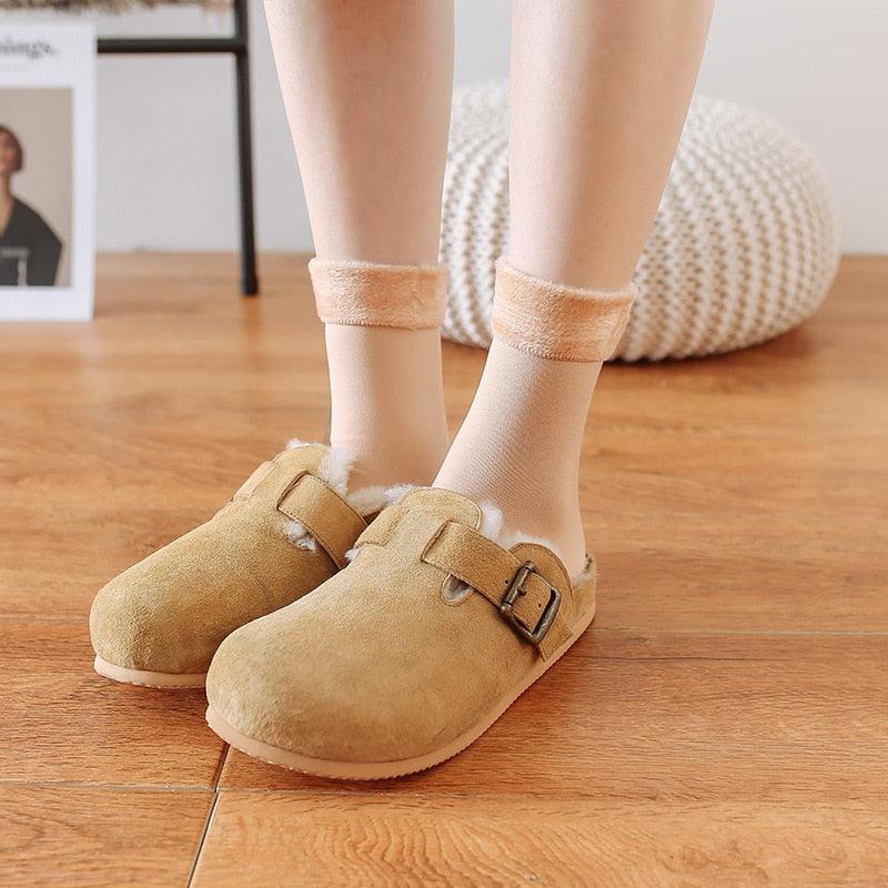 Stevvex women's slippers with buckle straps in tan faux suede, plush shearling lining, 1 pair on Tampa Home & Garden Store