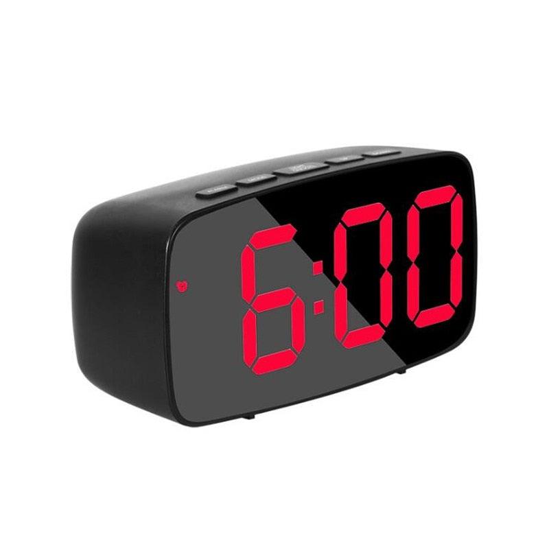 Stevvex LED digital alarm clock with black acrylic mirror finish and red 6:00 display on Tampa Home & Garden Store