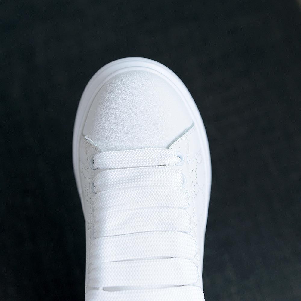 Stevvex white sneakers, breathable lace-up casual trainers with a thick sole on Tampa Home and Garden Store