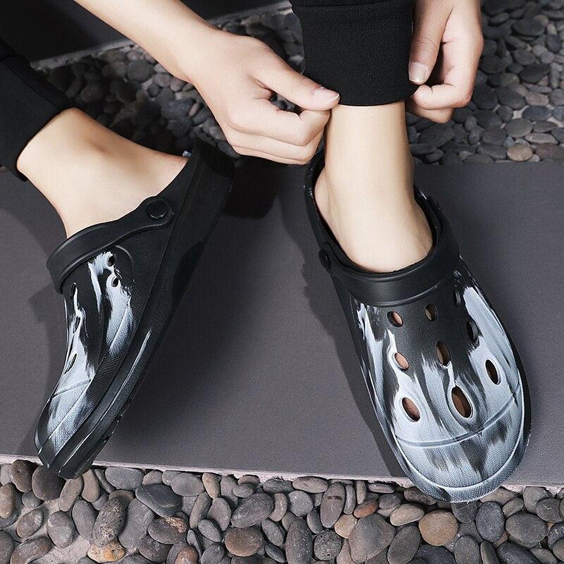 Stevvex men's garden clogs ST85SH5212GTC pair, black-gray upper, rubber slip-on with holes on Tampa Home & Garden Store