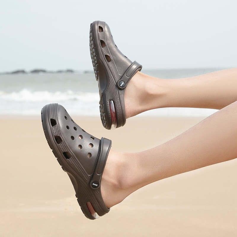 Stevvex unisex grey garden clogs with perforated upper and cushioned sole on Tampa Home & Garden Store