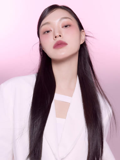 MUZIGAE MANSION Rainbow Mansion Objet Liquid Tint 6ml lip tint Seoulia pink shade on model on Tampa Home & Garden Store