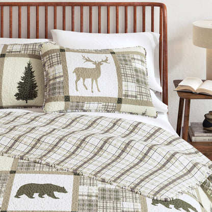 Plaid Lodge Quilt Set and Reversible Bear Design
