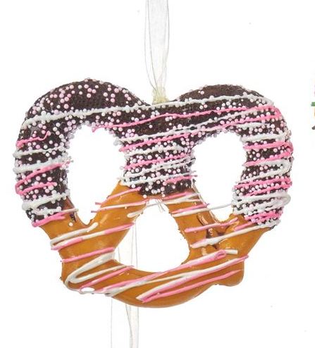 Ornement en bretzel givré -