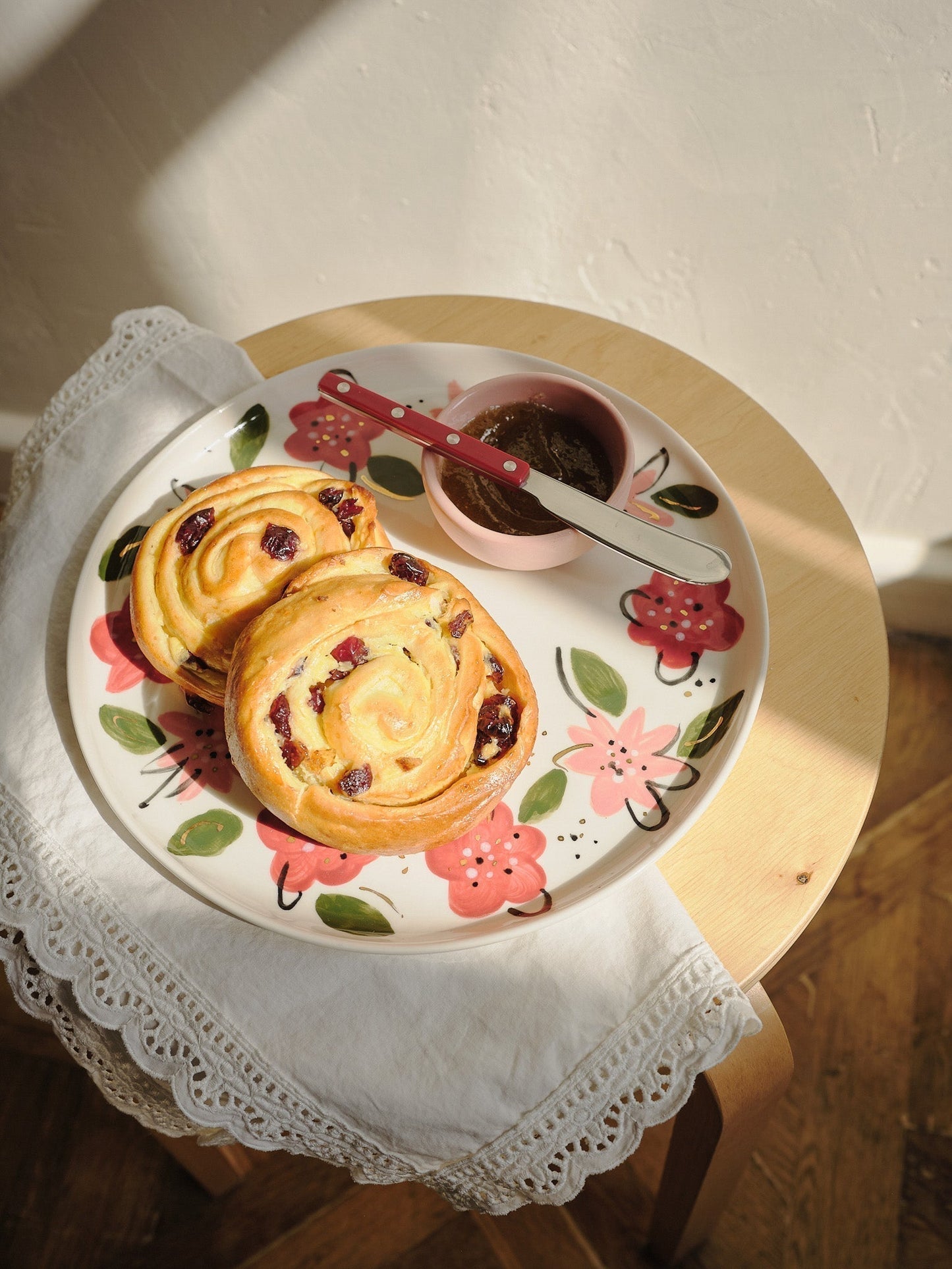Ukrainian Handpainted Floral Porcelain Plates