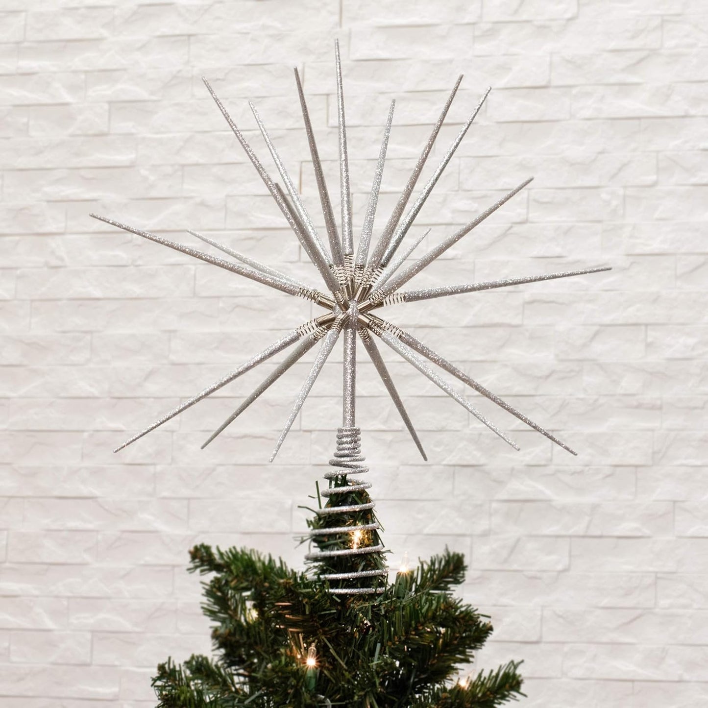 Adorno para árbol de Navidad con punta plateada y resorte - 15 pulgadas