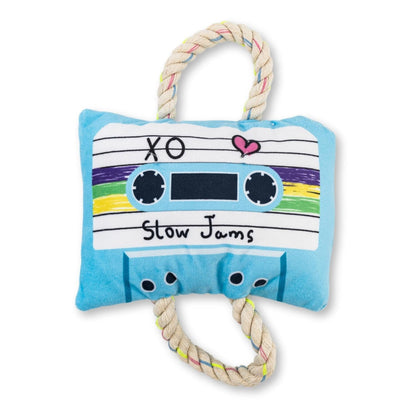Peluche pour chien en forme de cassette audio rétro – avec couineur et papier froissé pour des heures de jeu amusantes