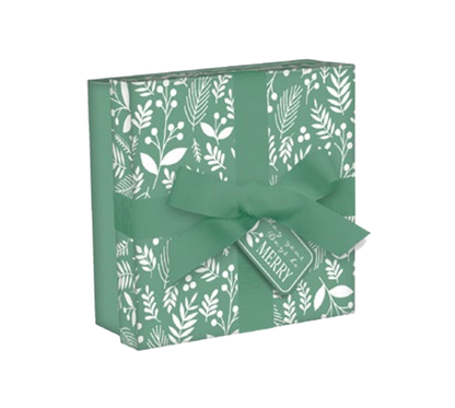 Boîte cadeau carrée avec ruban -