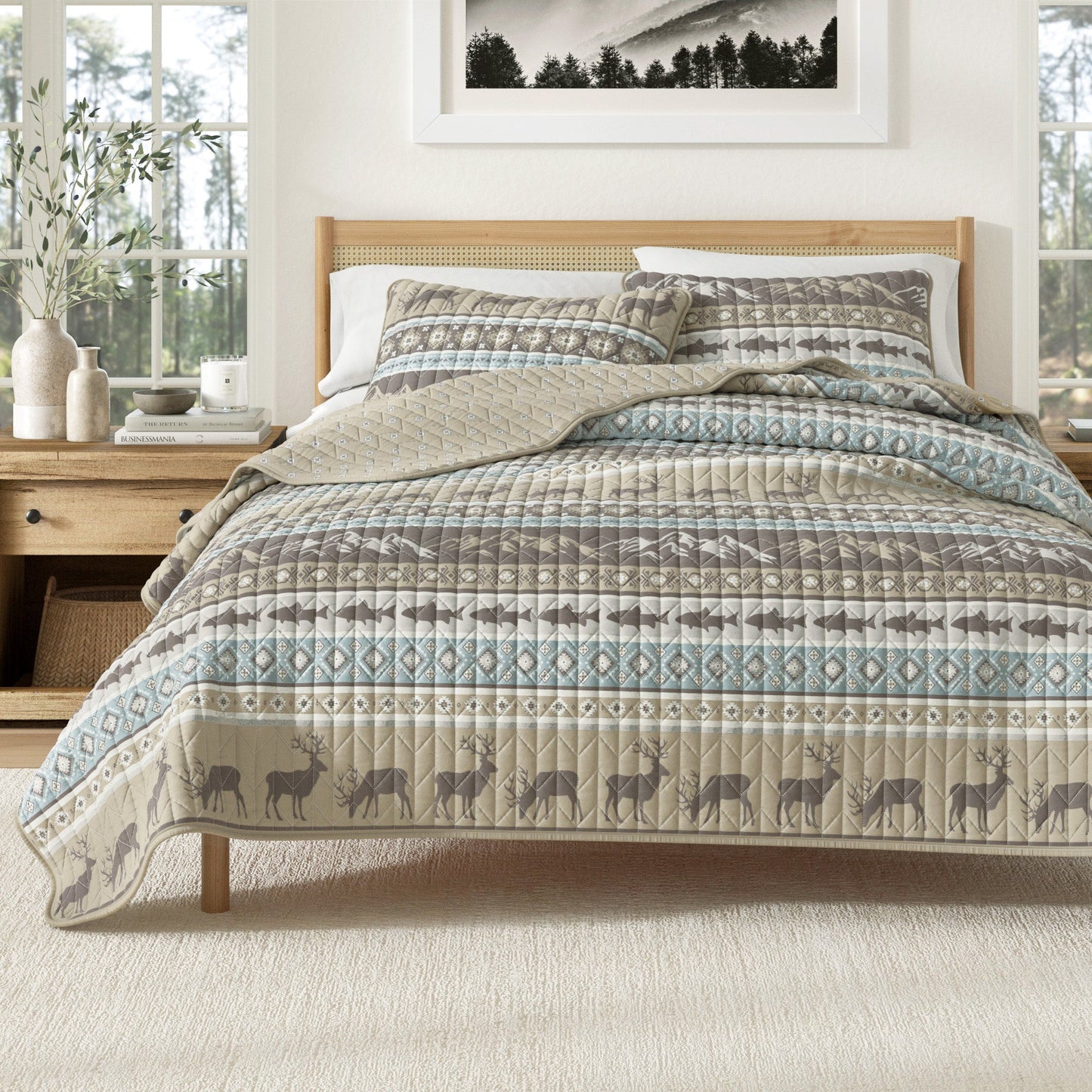 Yosemite Lodge and Reversible Mountain Quilt