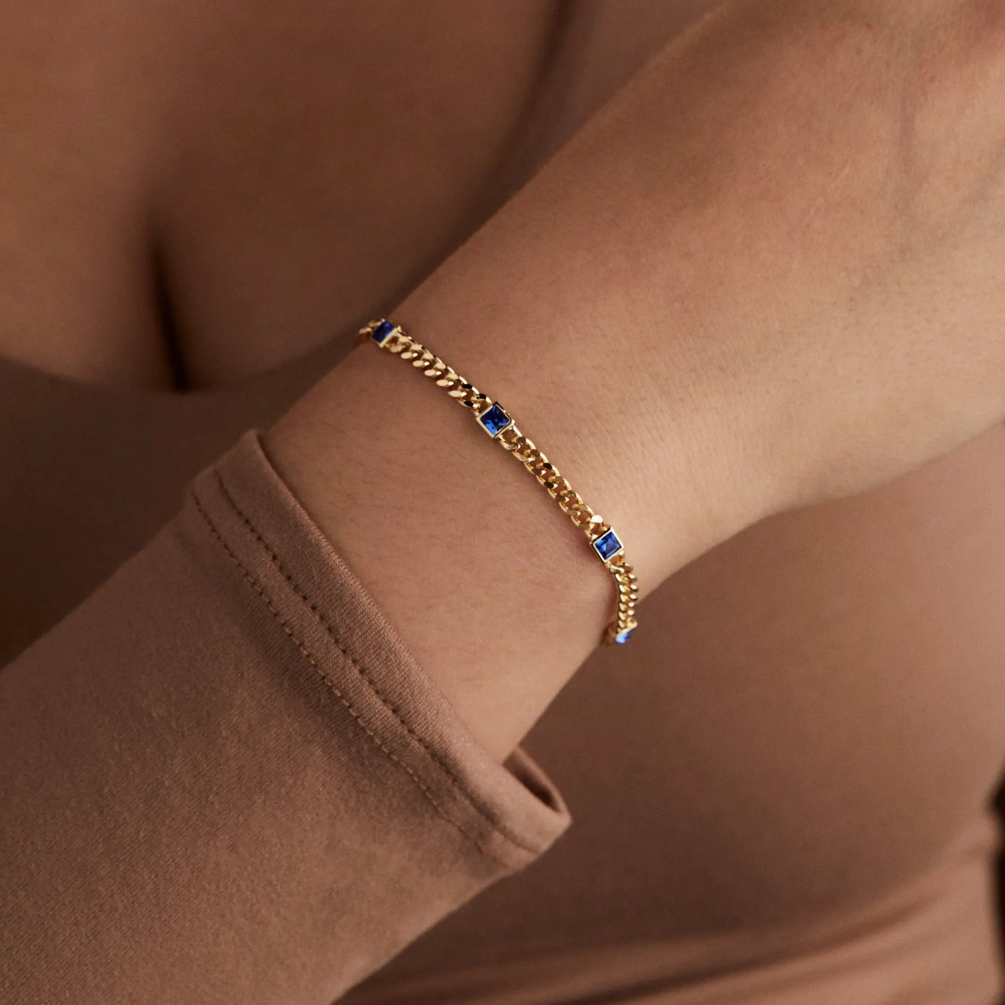 September birthstone sapphire curb chain bracelet in gold-tone with blue sapphires on Tampa Home & Garden Store