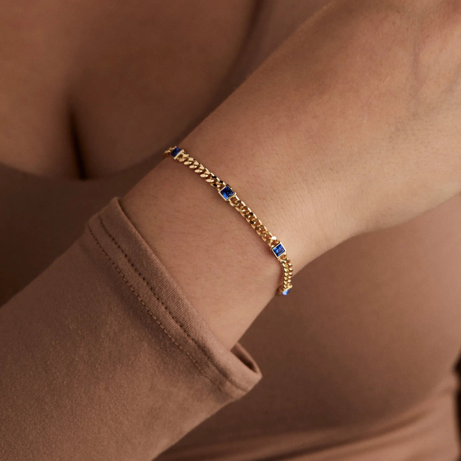 September birthstone sapphire curb chain bracelet in gold-tone with blue sapphires on Tampa Home & Garden Store