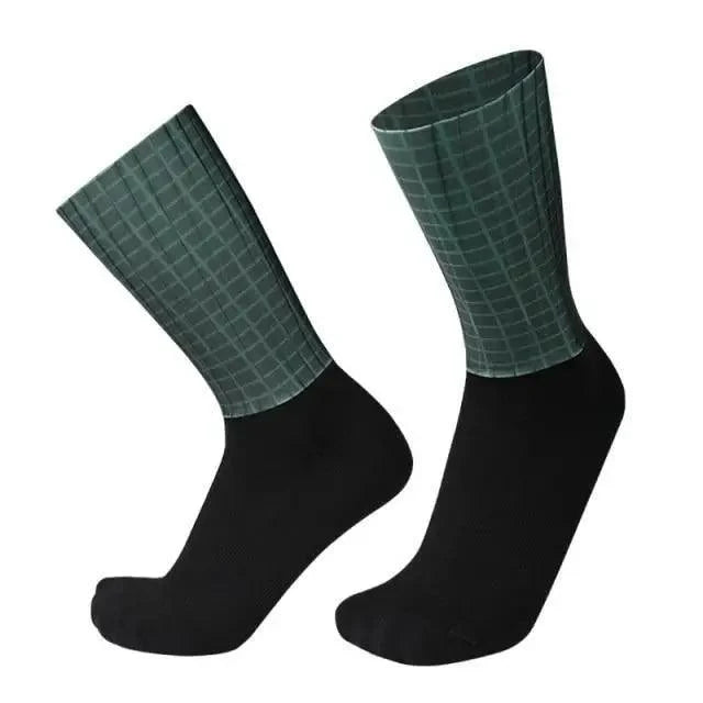 Stevvex athletic socks with anti-slip silicone grip, black feet and green grid top on Tampa Home & Garden Store