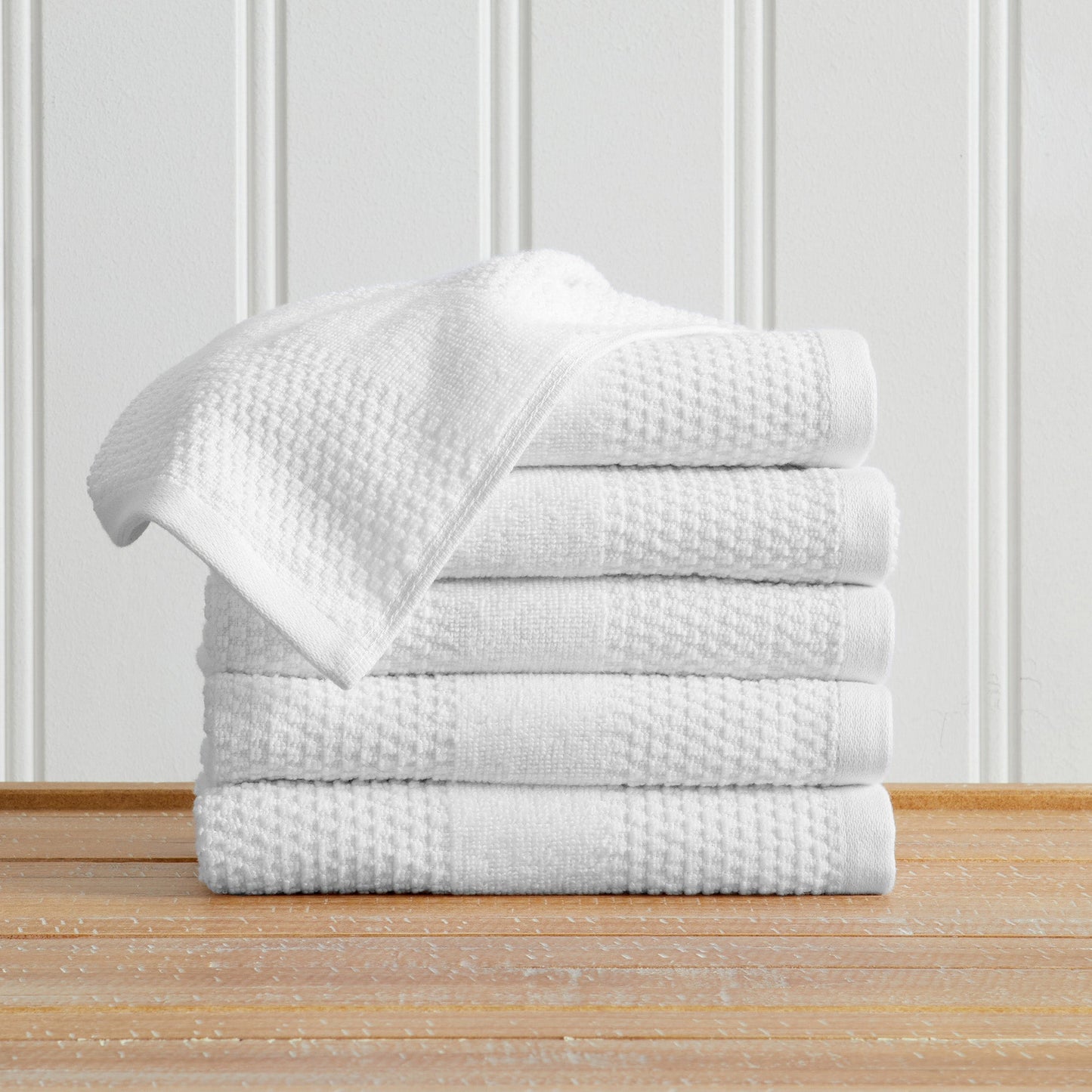 Pure Cotton Woven Bath Towel Set and a Soft Feel