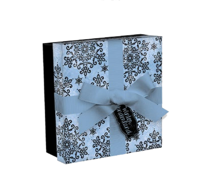 Boîte cadeau carrée avec ruban -