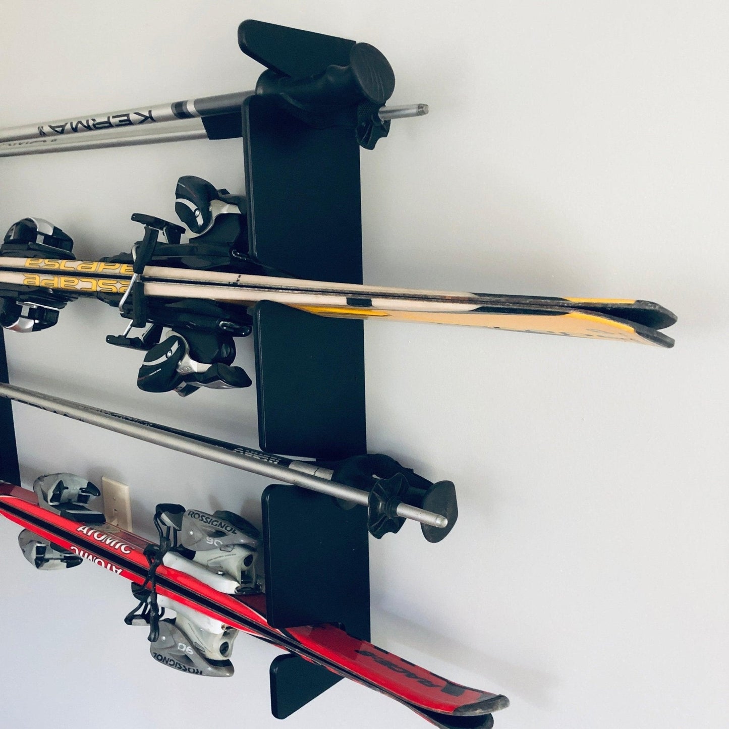 Support mural pour skis de neige et skis nautiques – Rangement intérieur pour garage, sous-sol ou maison