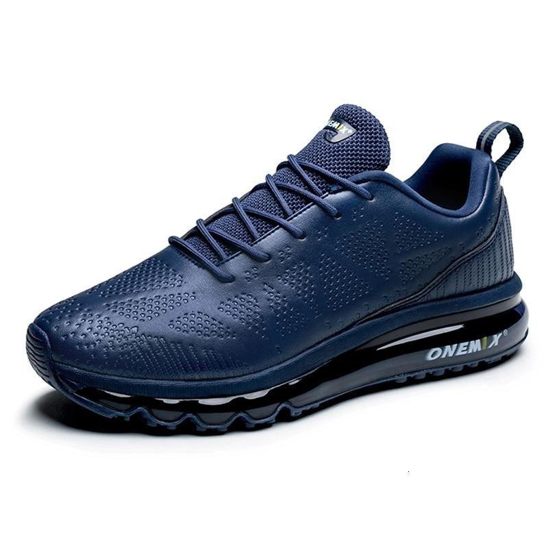Men's navy running sneaker with breathable mesh upper and air cushion sole ONEMIX Stevvex on Tampa Home & Garden Store