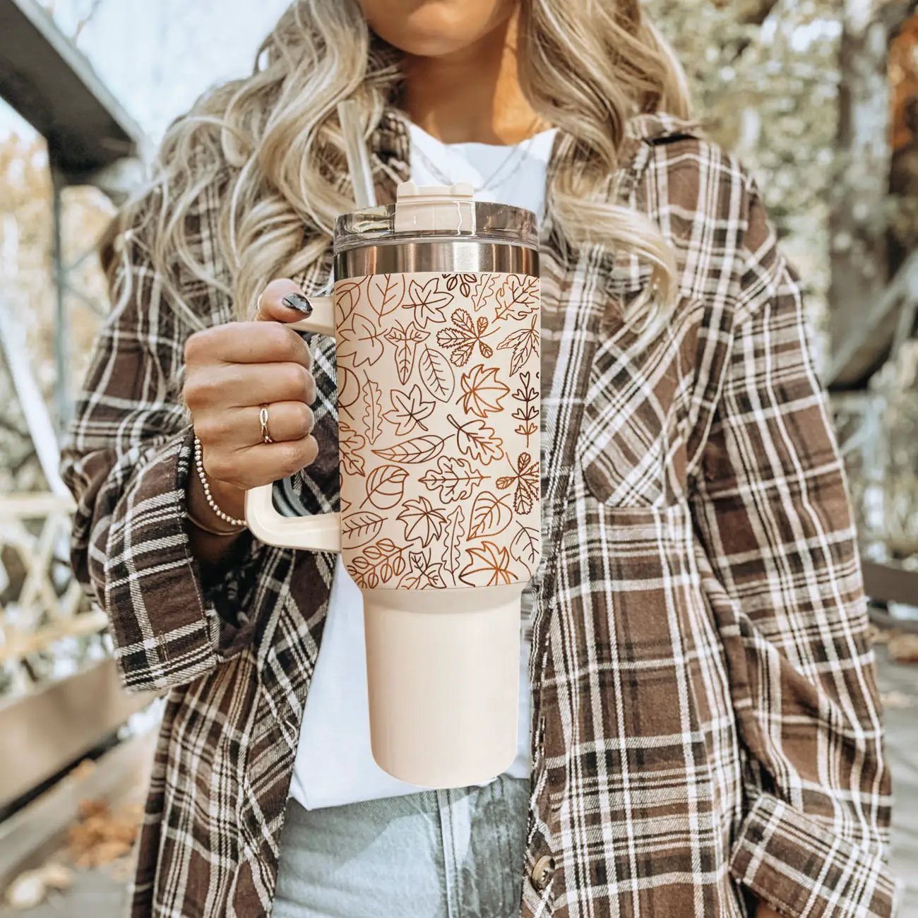 Timeless Fall 40oz Tumbler Cozy Leaf Design