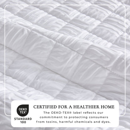 Reversible White Embossed Diamond Quilt Set