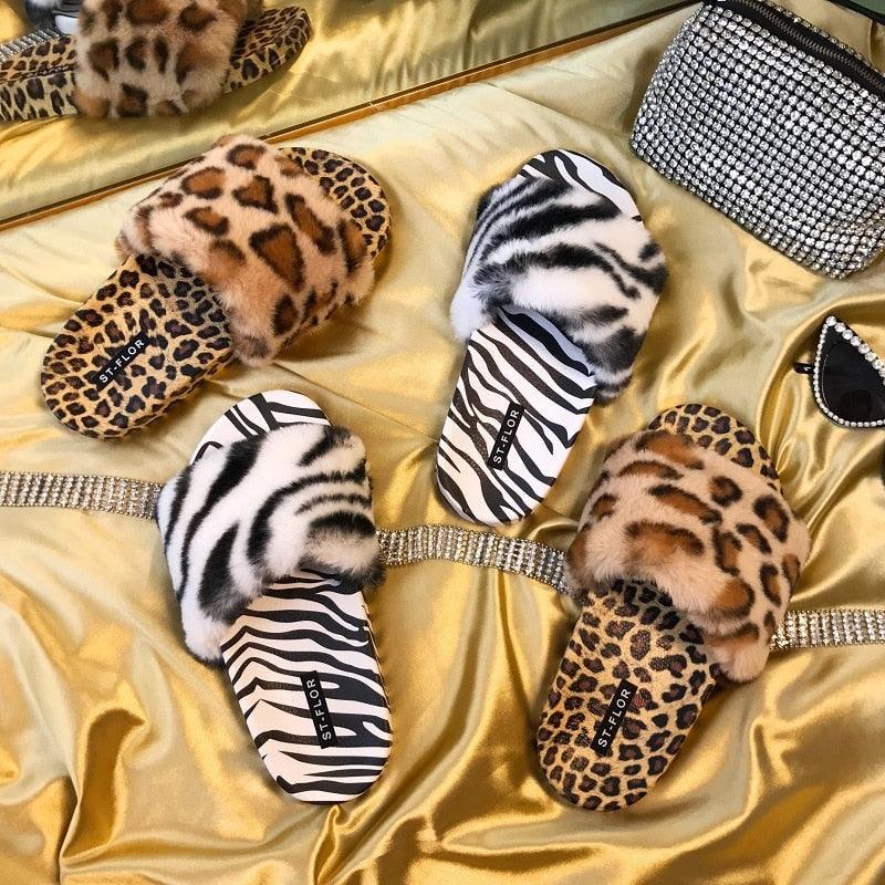 Womens Open Toe Leopard Fur Slides And Foam