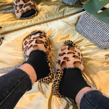 Womens Open Toe Leopard Fur Slides And Foam