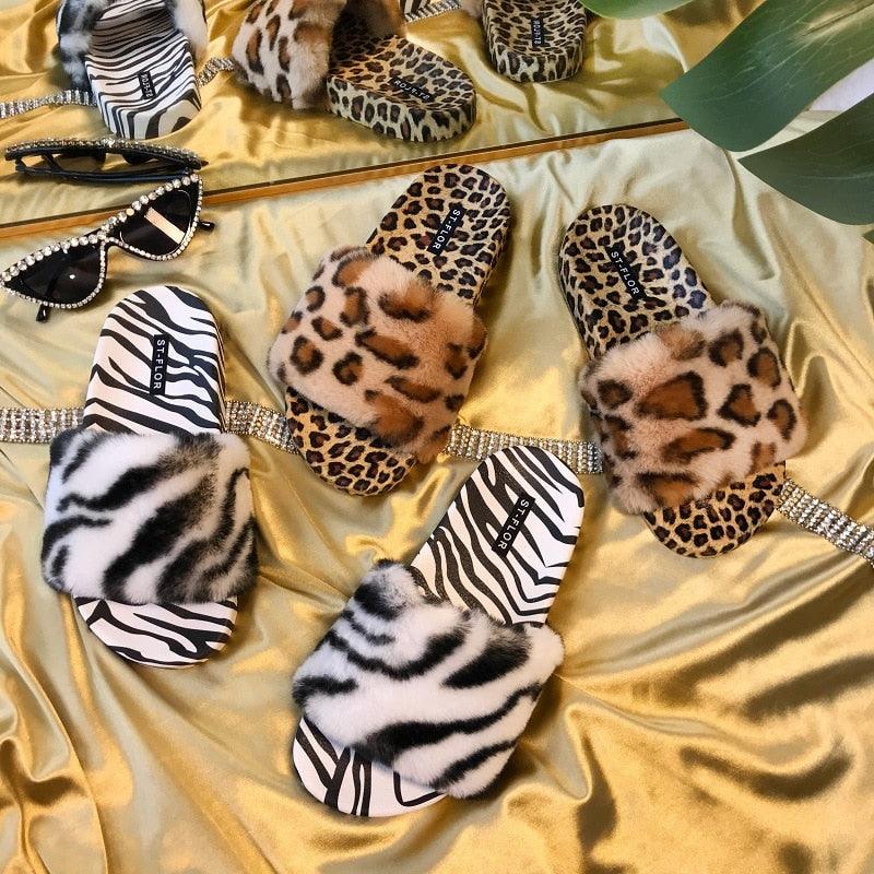 Womens Open Toe Leopard Fur Slides And Foam