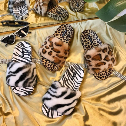 Womens Open Toe Leopard Fur Slides And Foam