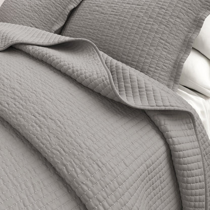 the Alicia Solid Quilt and Classic Stitch Set