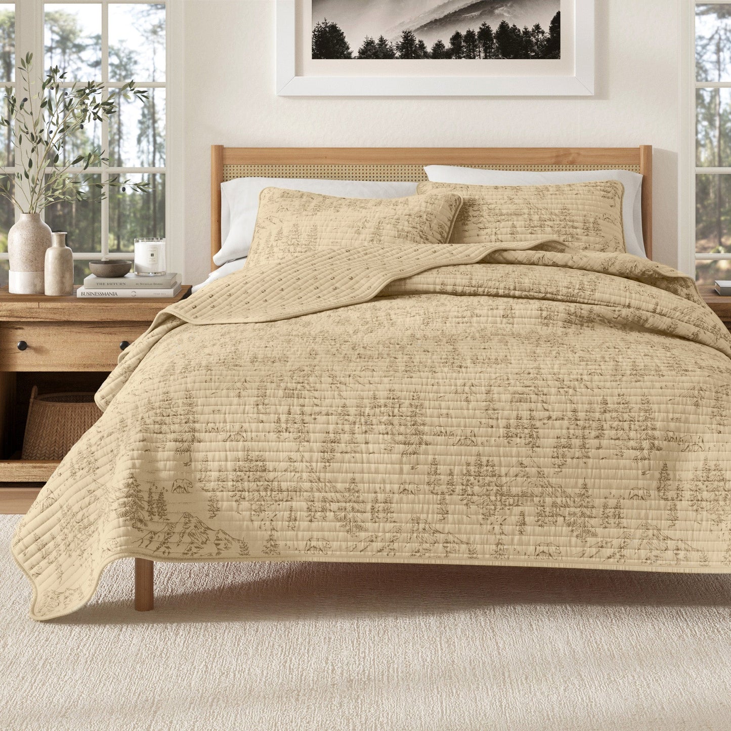 Lodge Bear And Mountain Quilt Set For Winter