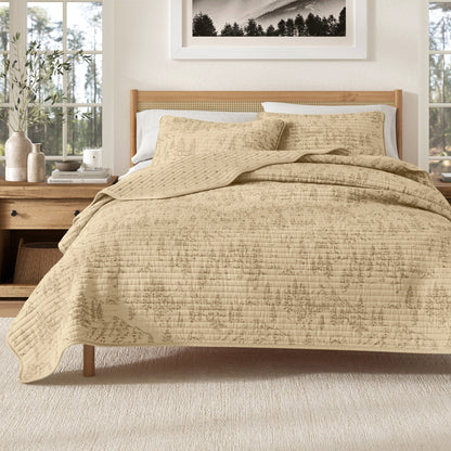 Lodge Bear And Mountain Quilt Set For Winter