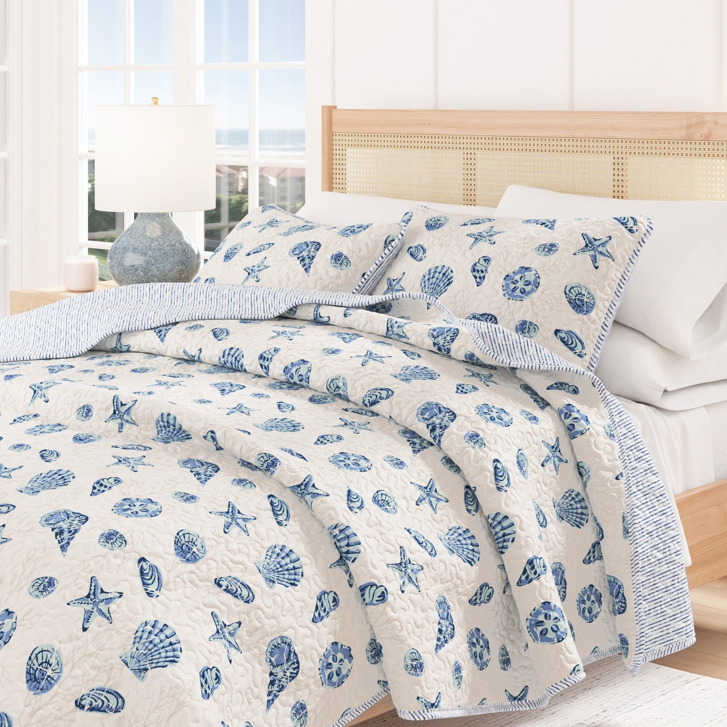 Coastal Blue Microfiber Quilt Set and Bedding