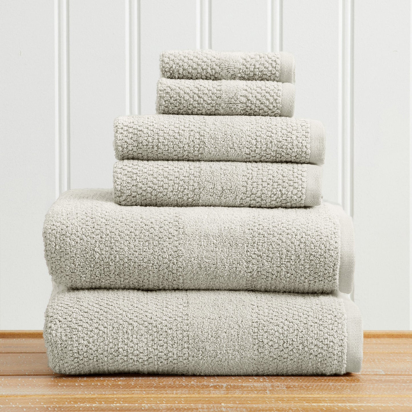 Pure Cotton Woven Bath Towel Set and a Soft Feel