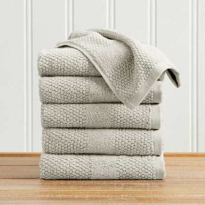 Pure Cotton Woven Bath Towel Set and a Soft Feel