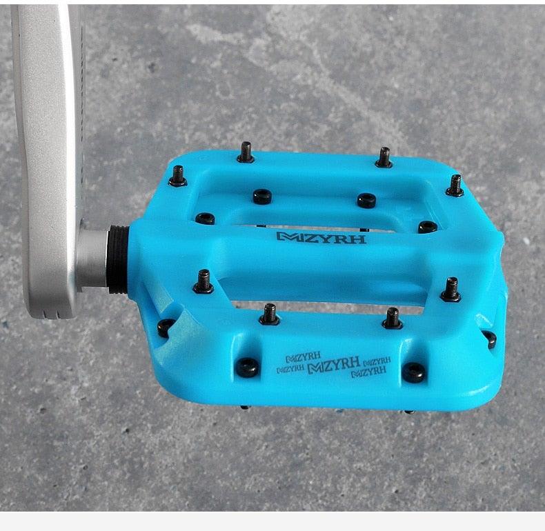 Flat platform bicycle pedal blue nylon with non-slip pins Stevvex on Tampa Home & Garden Store