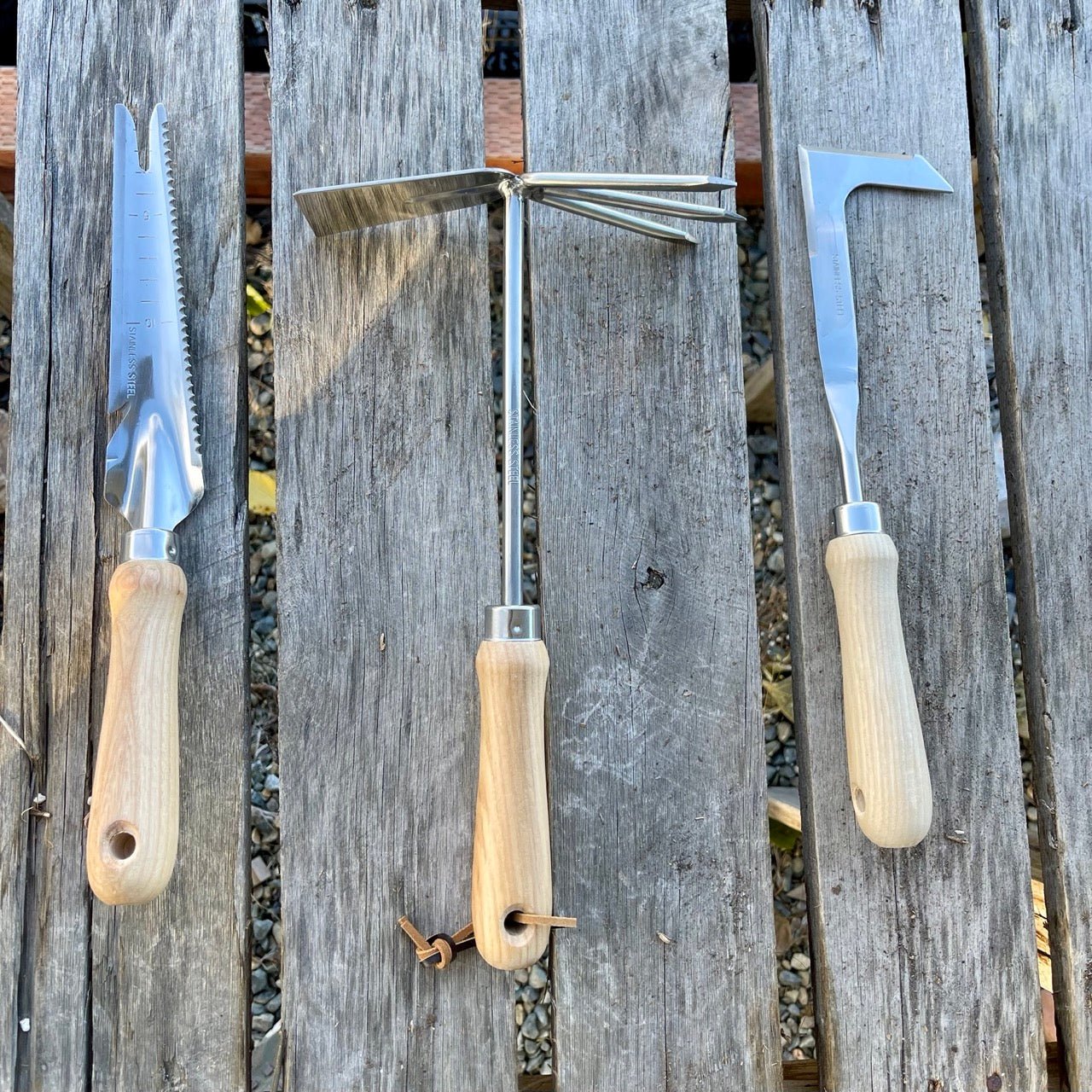 Ensemble d'outils de jardinage unique et cadeau deux