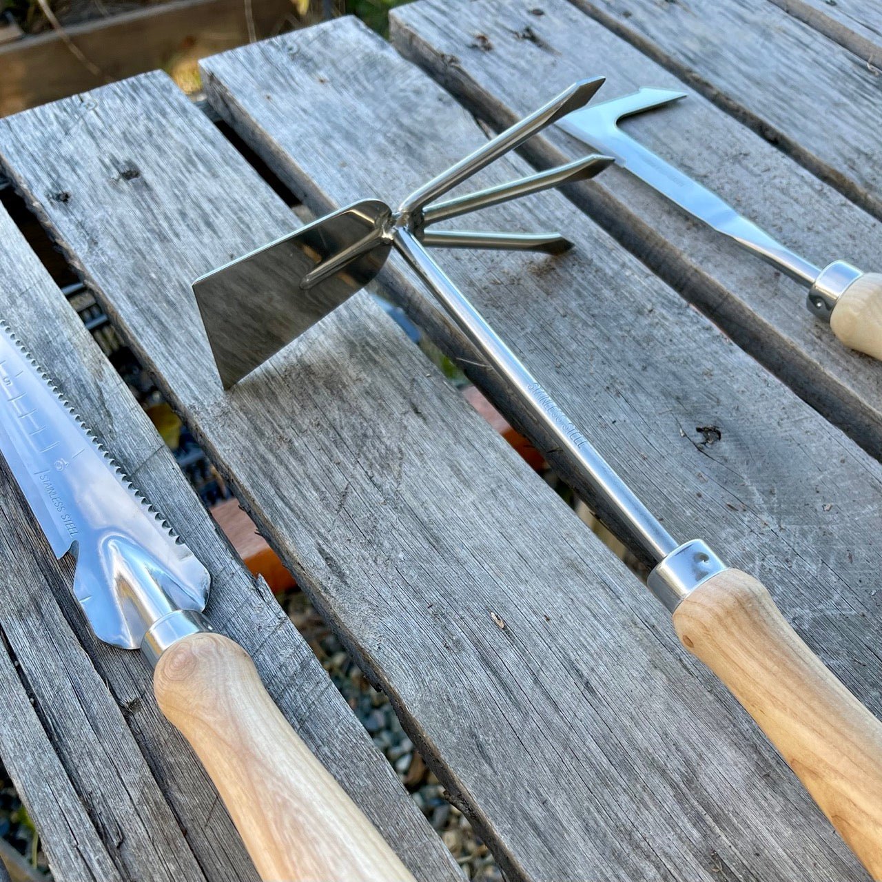 Ensemble d'outils de jardinage unique et cadeau deux