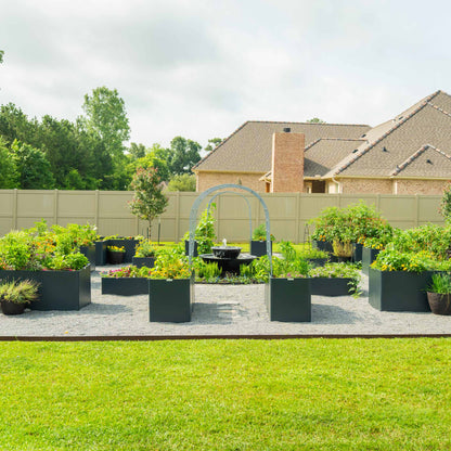 Jardinière surélevée moderne de 81 cm de haut et 68 cm x 134 cm de taille moyenne en métal