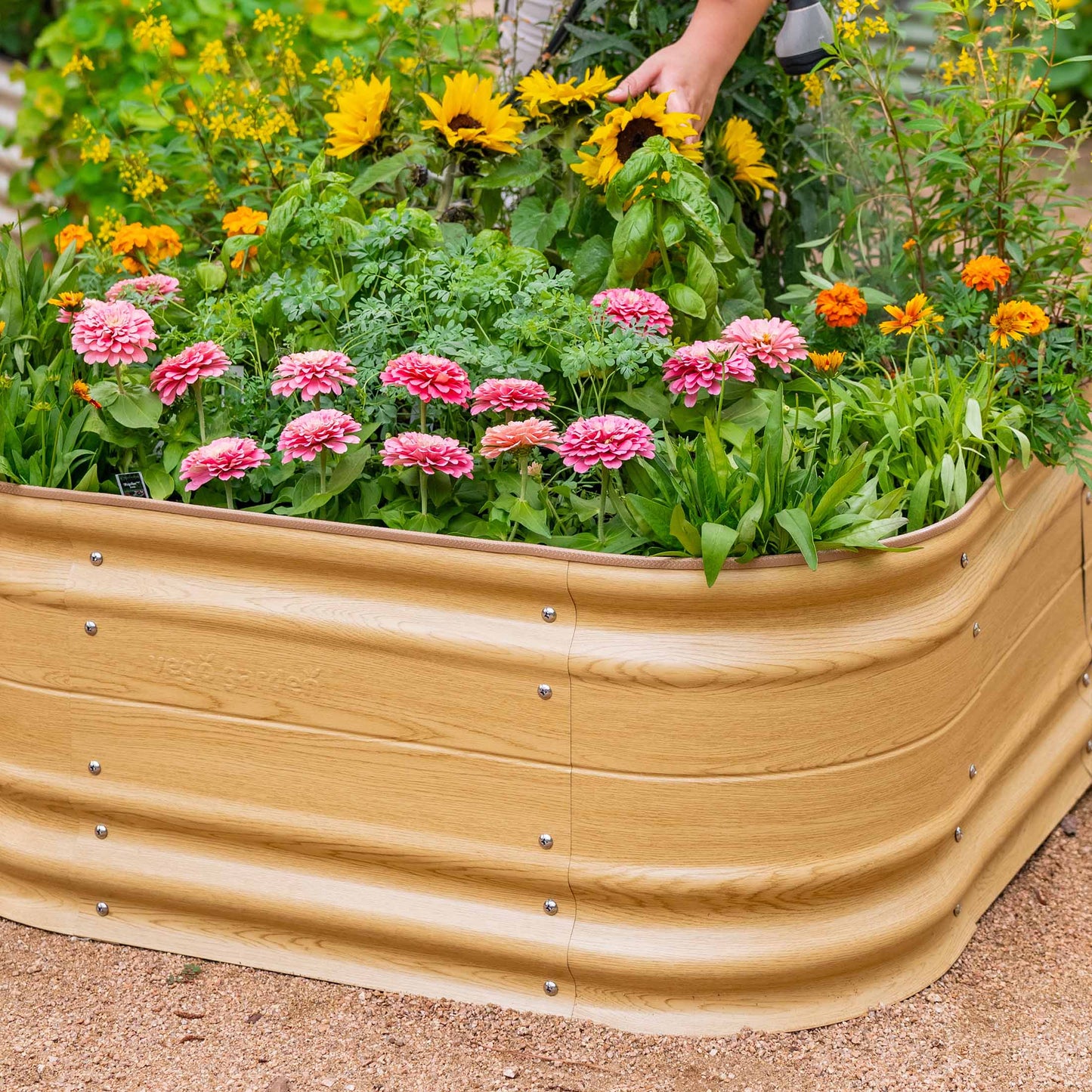 Kit de cama elevada para jardín Novel de 17" de alto, tamaño gigante, 10 en 1, modular de metal