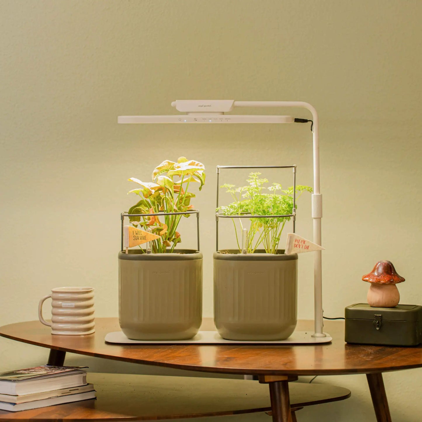 El soporte de luz de cultivo Vego