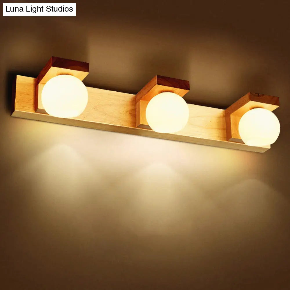 Lámpara de tocador LED de cristal blanco con placa trasera de madera - Aplique de pared con forma de globo simple para baño