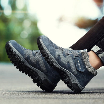 Stevvex winter boots with fur lining, blue-grey leather upper and rugged anti-slip chunky sole on Tampa Home & Garden Store