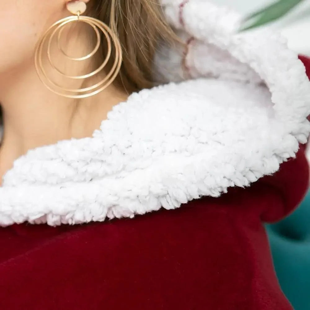 Stevvex winter oversized wearable blanket hoodie in burgundy with white sherpa lining on Tampa Home & Garden Store