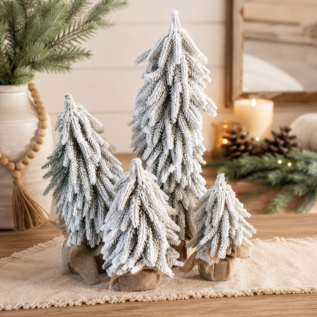 Sapins de Noël enneigés NOUVEAU