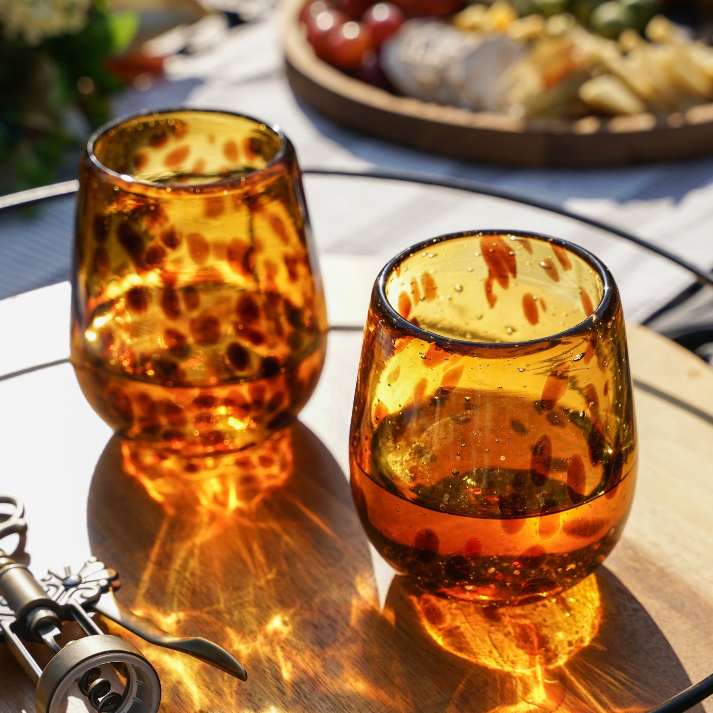 Segunda Vida Turtle and Stemless Wine Glasses