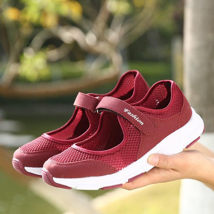 Breathable And Lightweight Womens Walking Shoes